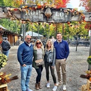 Meet your Posher, Nikki